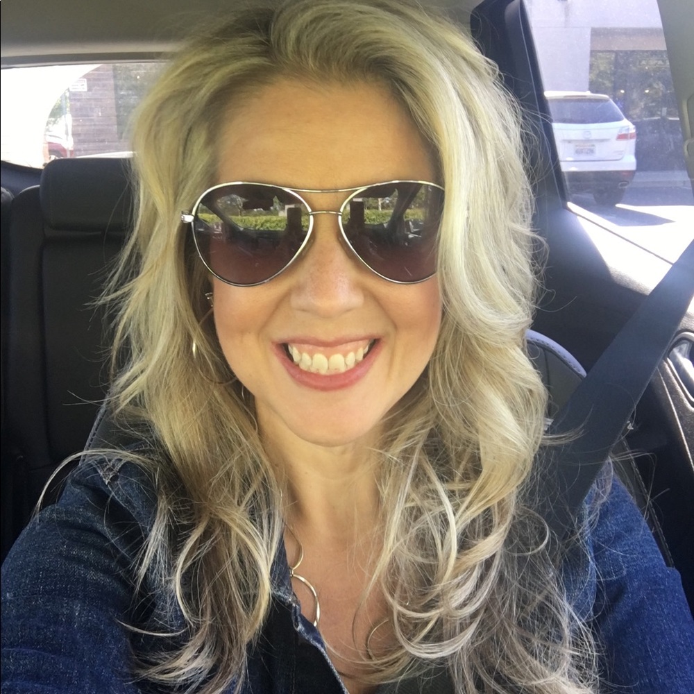 Meet your Posher, Amy